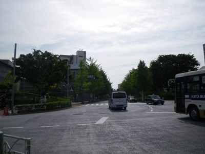 渋谷区役所前交差点でUターン